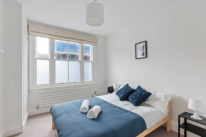 Heart of St Albans City Centre location with free parking in Hertfordshire
