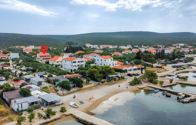 Ferienwohnung für 4 Personen, mit Balkon und Garten in Zadar