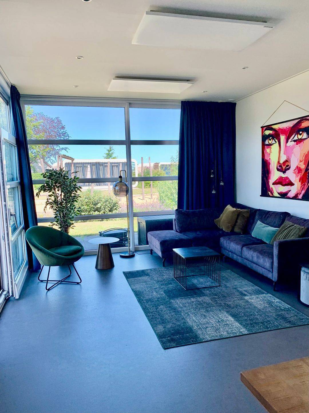 Luxuriöses Chalet Sand & Seele: Ihr Traumurlaub an der Ijssel! in IJssel