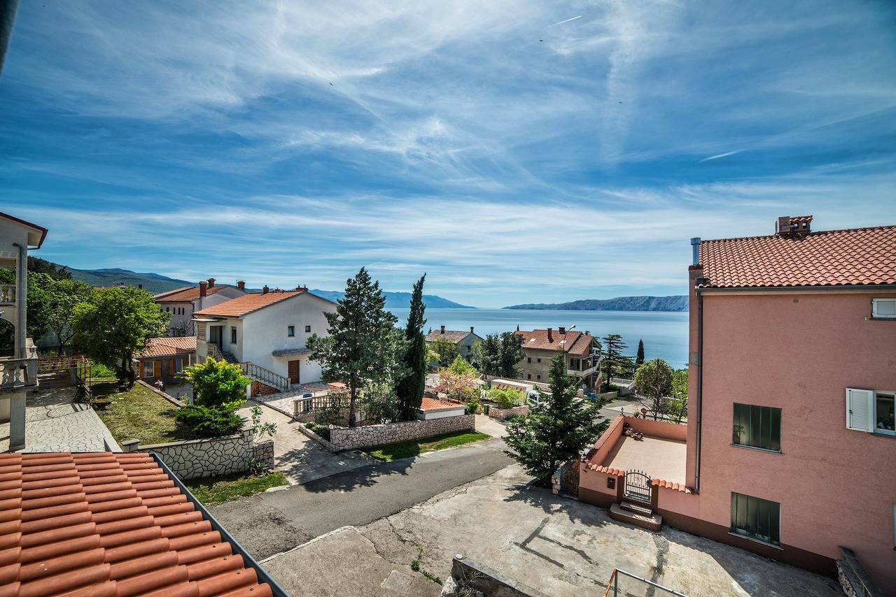 Ganze Wohnung, Ferienwohnung Lidija mit Meerblick in Novi Vinodolski, Primorje-Gorski Kotar