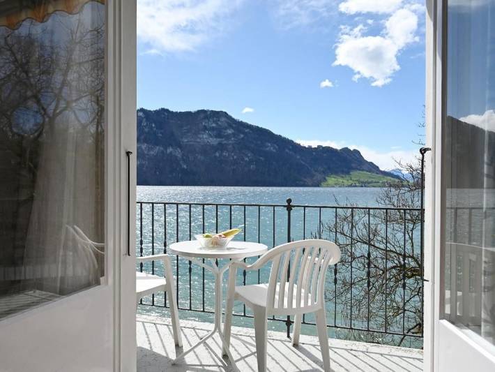 Ferienwohnung für 2 Personen, mit Seeblick und Balkon - 1