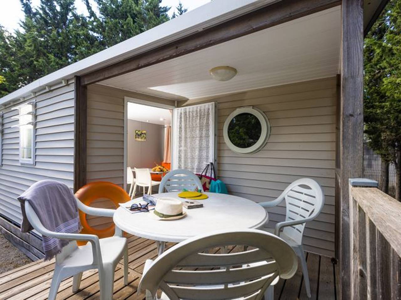 Mobil-home à Lézignan-Corbières avec terrasse pour 4 personnes in Lézignan-Corbières, Région de Narbonne