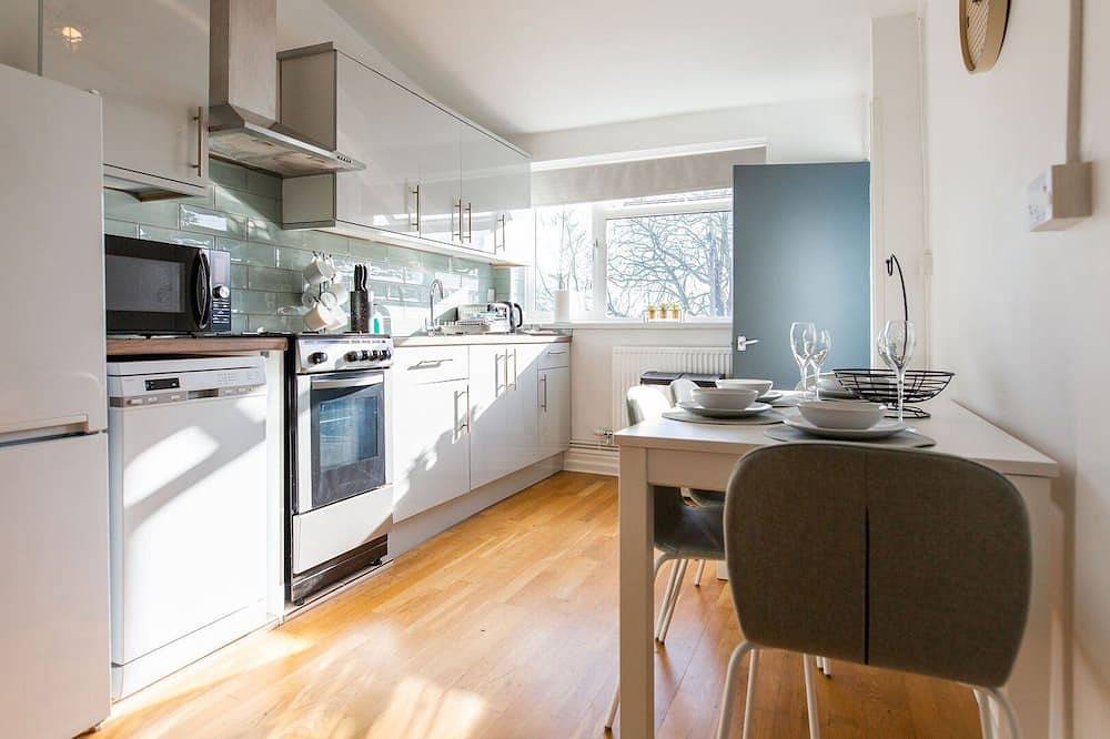 Apartment for 2 People in Swansea, Swansea region
