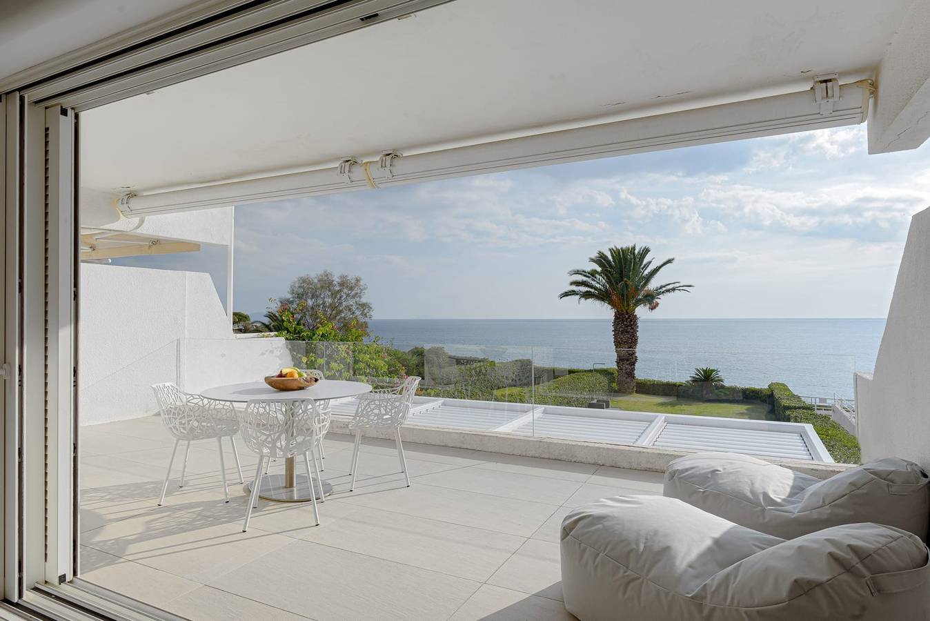 Villa für 8 Personen mit Meerblick in Anavyssos, Regionalbezirk Ostattika