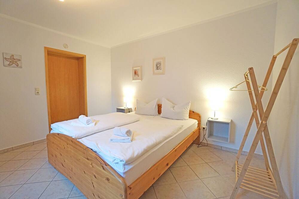 Ganze Wohnung, Ferienwohnung Morgensonne - Ferienhaus Strandstraße in Zinnowitz, Usedomer Norden