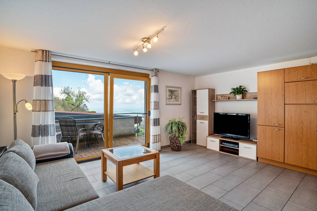 Ganze Wohnung, Ferienwohnung 'Graf' mit Gemeinschaftsgarten, Balkon und Wi-Fi in Lauf, Mittlerer Schwarzwald