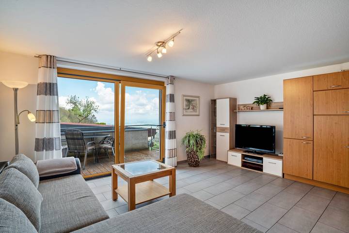 Ganze Wohnung, Ferienwohnung 'Graf' mit Gemeinschaftsgarten, Balkon und Wi-Fi in Lauf, Mittlerer Schwarzwald