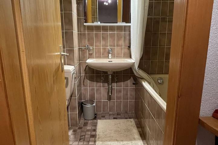 Gîte pour 5 personnes, avec balcon et jacuzzi, animaux acceptés dans Siviez - 4