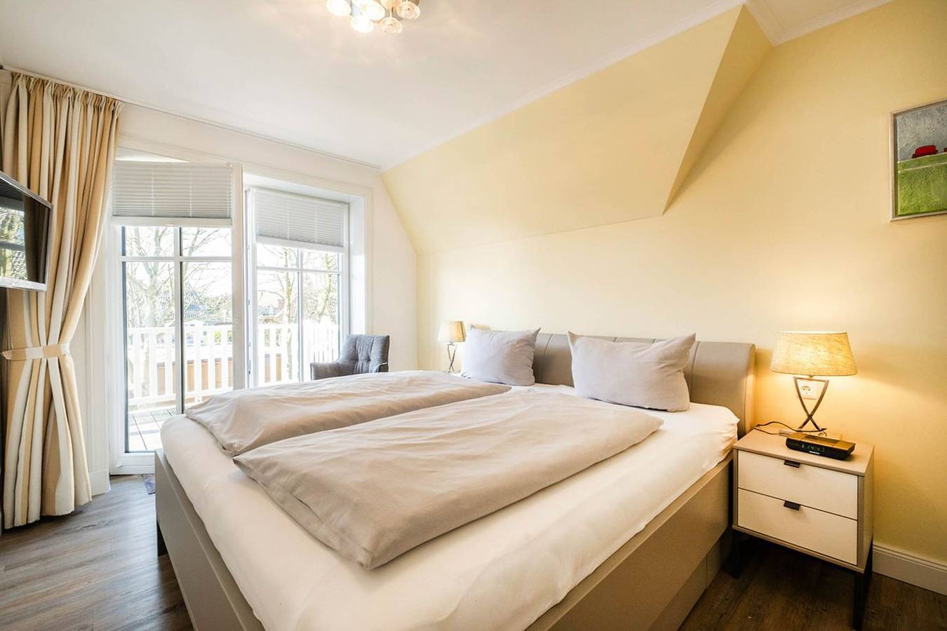 Ganze Wohnung, Wohnen unter Reet - Ferienwohnung für 2 Personen in Büsum, Dithmarschen