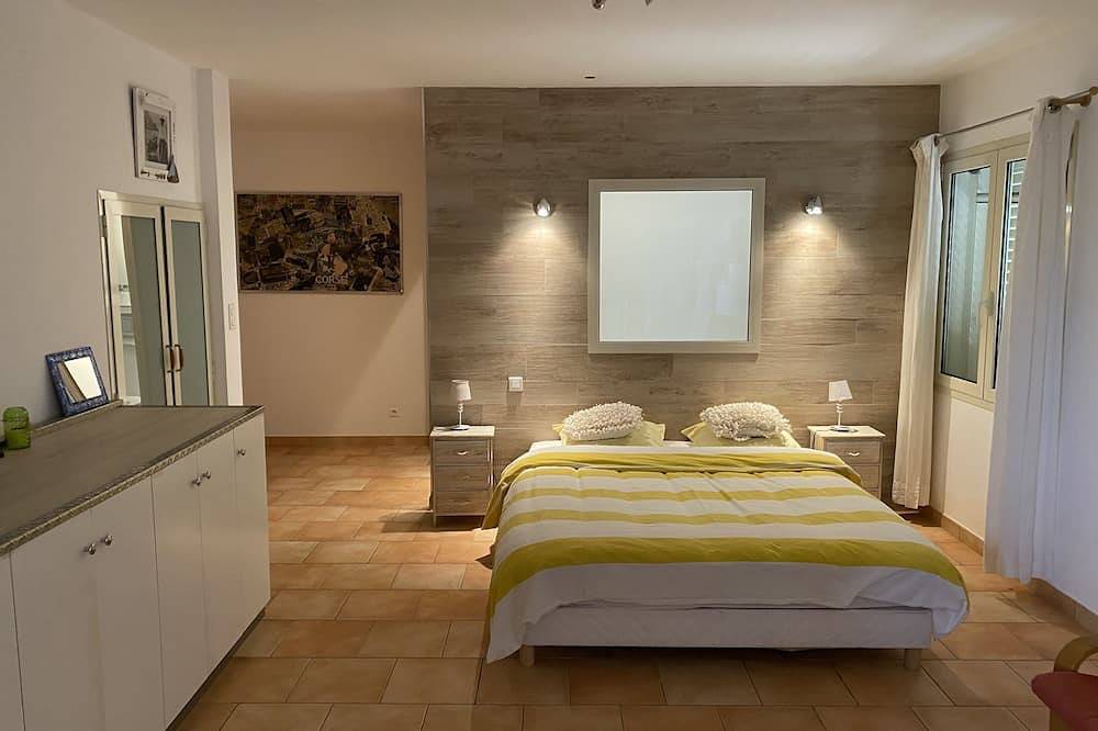 Splendide Villa de Vacances in Olmeto, Arrondissement de Sartène