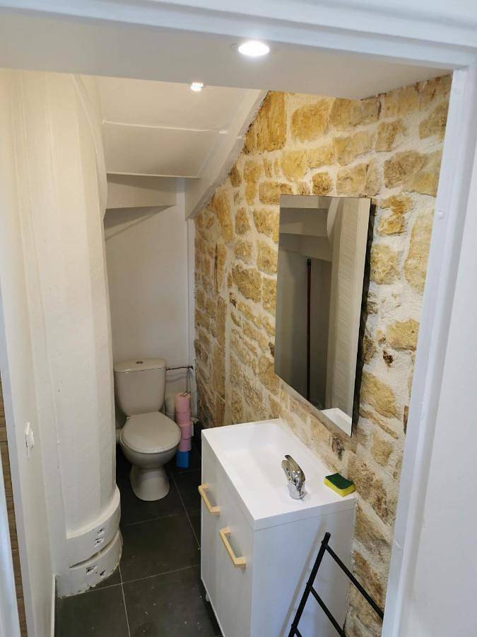 Gîte pour 4 personnes, avec terrasse à Ruffec - 2