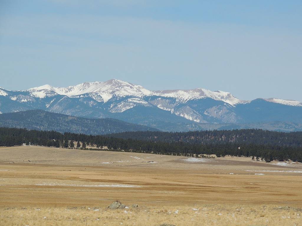 Log Cabin for 10 Guests in Angel Fire, Colfax County