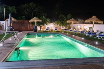 Maison De Vacances pour 12 Personnes dans Alhaurín el Grande, Province de Málaga, Photo 1