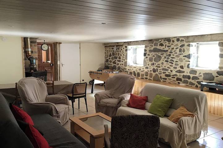 Location de vacances pour 15 personnes à La Godivelle