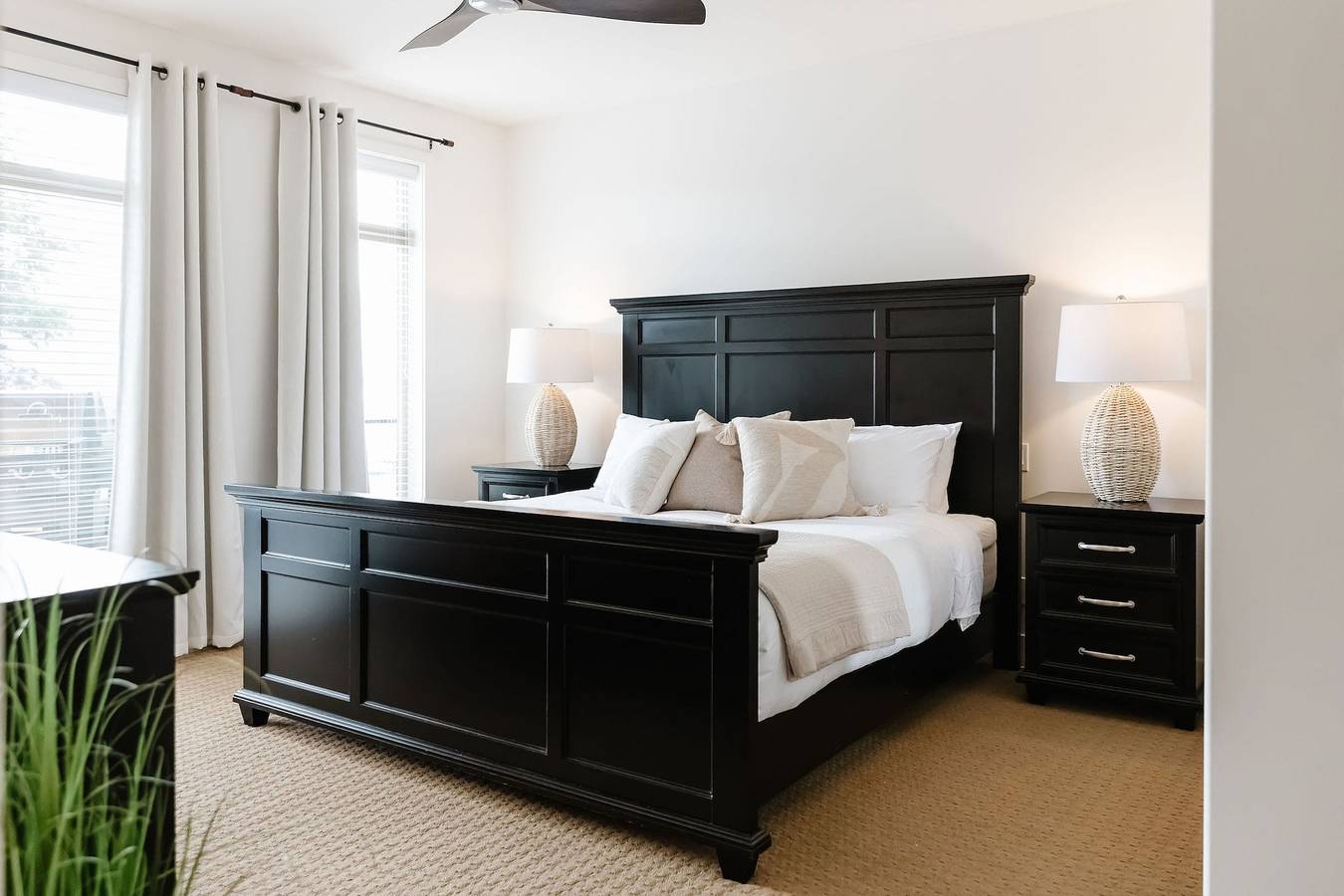 Ganze Wohnung, Lakeside Bliss Retreat / Barona Beach in West Kelowna, Crystal Mountain