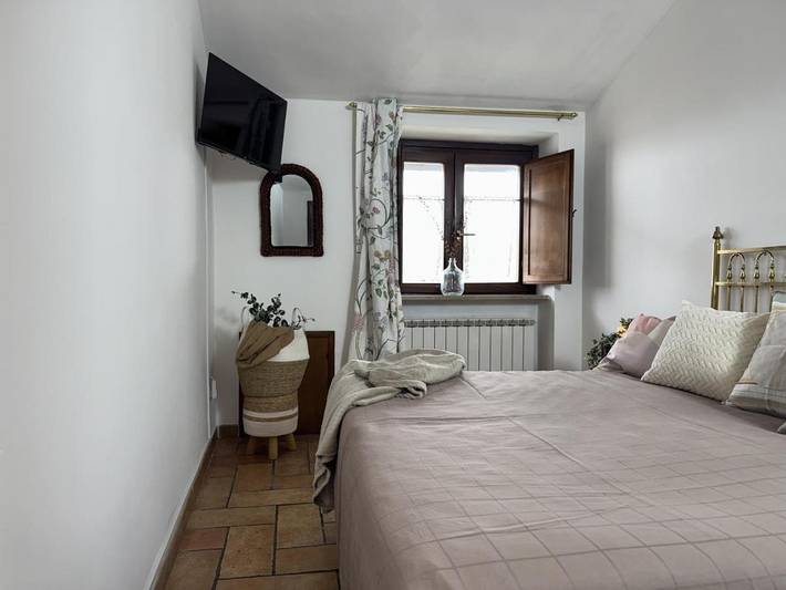 Casa vacanza per 4 persone, con panorama e giardino a Celano