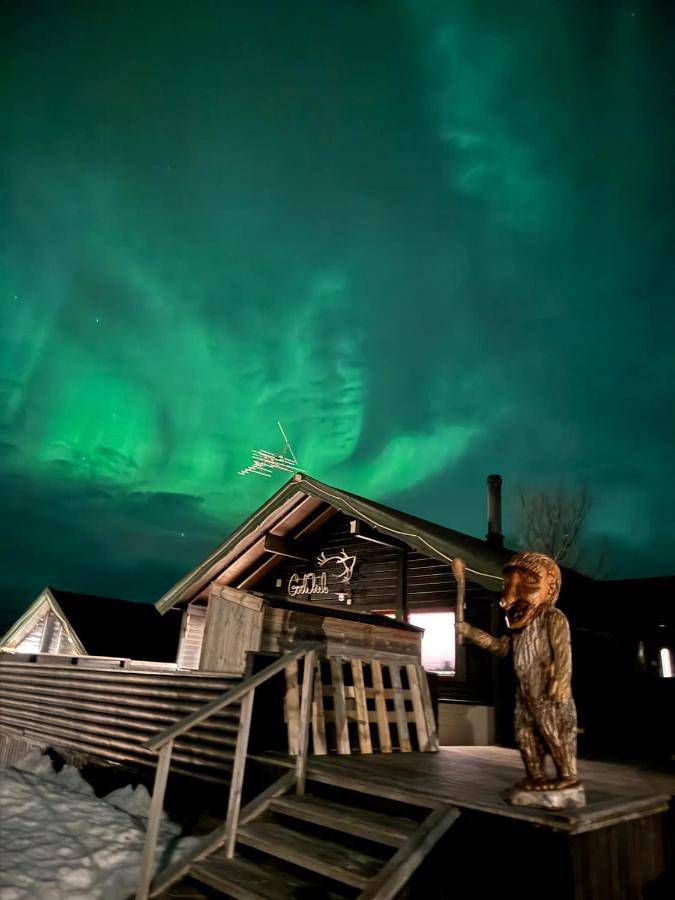 Casa de vacaciones para 8 personas, con vistas además de balcón y jardín - 1