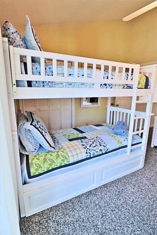 Vacation rental for 10 people, with pool and balcony, with pets in Cape San Blas