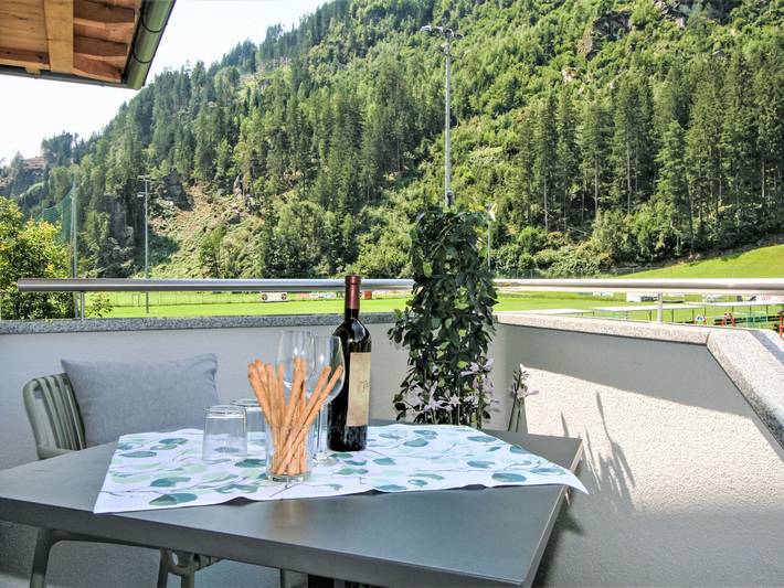 Ferienwohnung für 4 Personen, mit Terrasse und Garten im Zillertal - 3