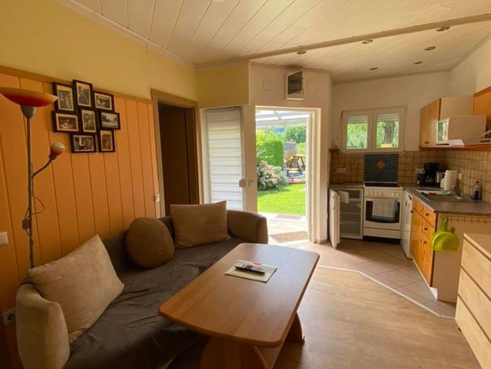 Ferienwohnung für 5 Personen, mit Terrasse und Seeblick sowie Garten, kinderfreundlich in Villach - 2