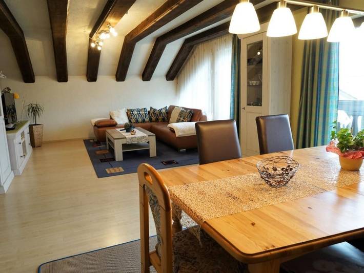 Ferienwohnung für 6 Personen, mit Balkon und Garten