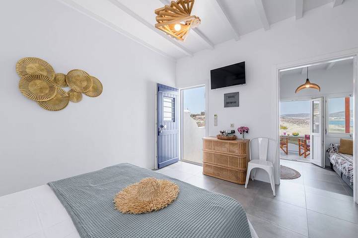 Maison Manolis et Filio (au bord de la mer) in Milos