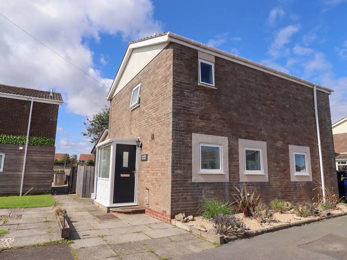 Cottage for 3 people, with garden, with pets in Beadnell