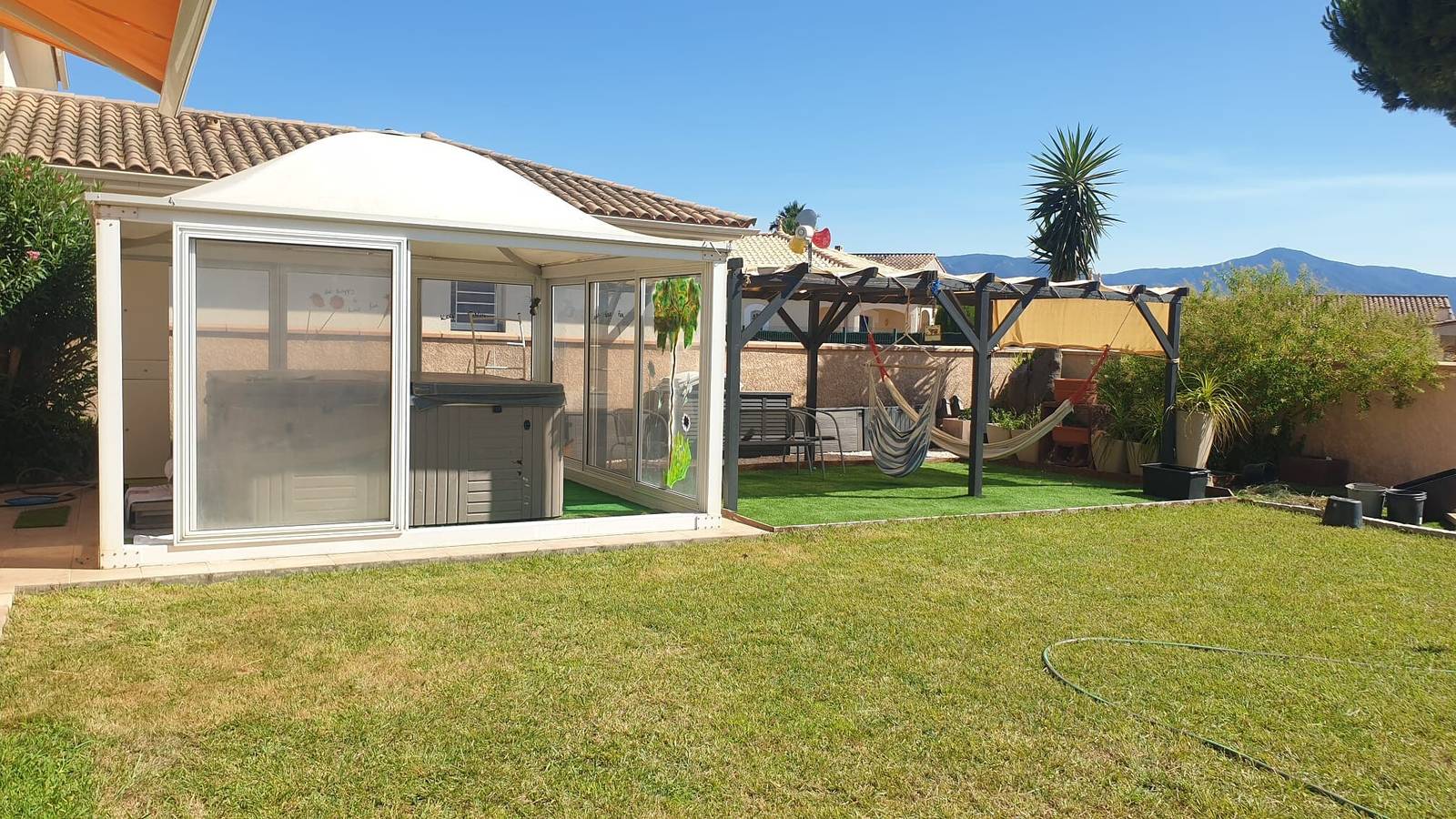 Villa 'Latour' mit Wlan und Klimaanlage in Latour-Bas-Elne, Côte d'Améthyste