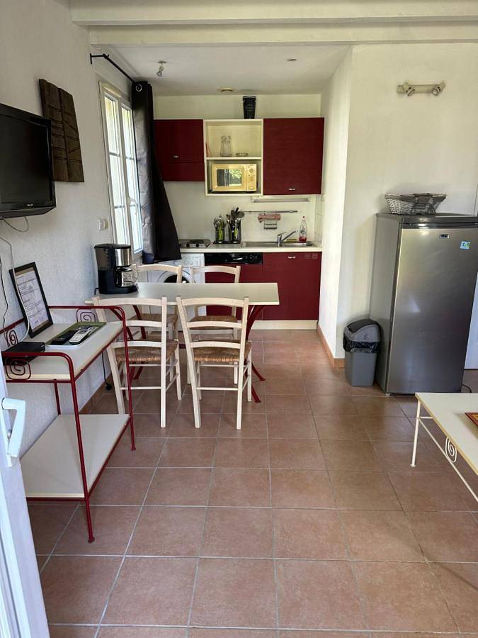 Appartement entier, Maison vacances climatisée à 20 minutes de la mer in Gallargues-le-Montueux, Côte méditerranéenne (France)