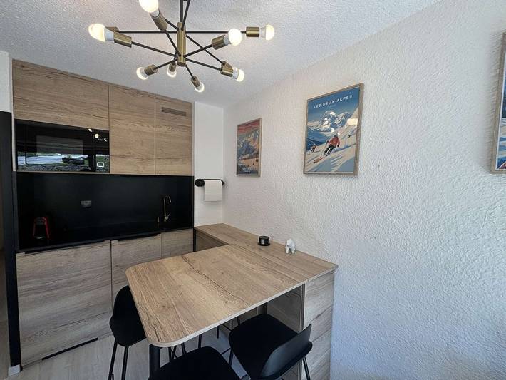 Ganze Wohnung, Renoviertes Studio 4 Pers direkt an der Piste in Auris en Oisans in Auris, Nationalpark Écrins
