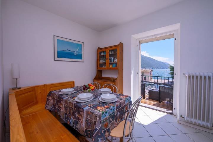 Ferienwohnung für 4 Personen, mit Balkon und Seeblick in Torbole - 3