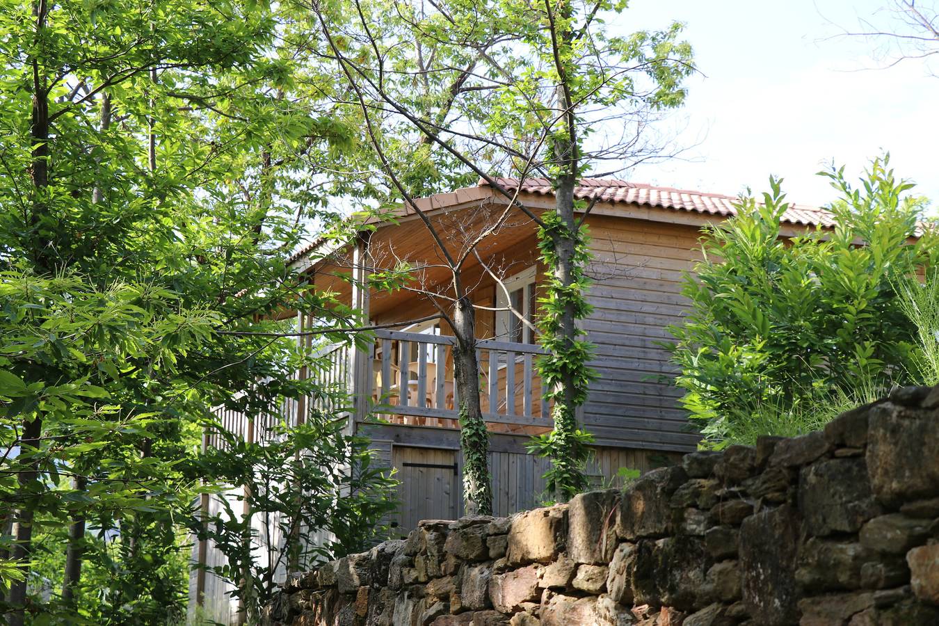 Appartement 'Cindy - Mas Lachamp' avec vue sur les montagnes, piscine partagée et climatisation in Gravières, Parc naturel régional des Monts d'Ardèche