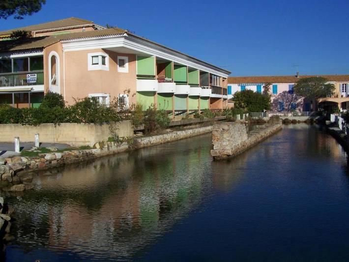Gîte pour 4 personnes, avec vue et terrasse dans Plage des Salins (Hyeres) - 2