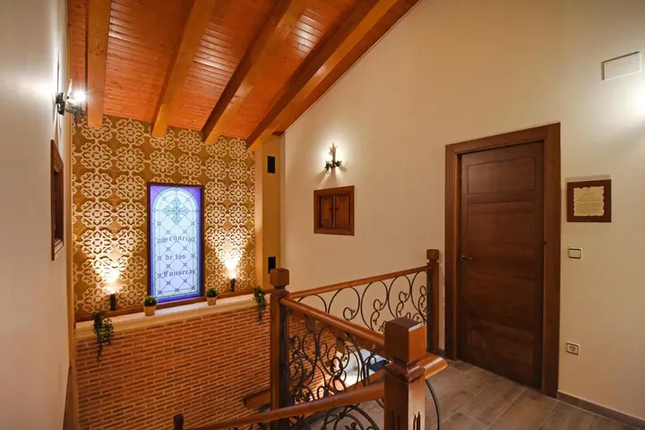 Country house for 12 people, with pool and view as well as balcony - 1