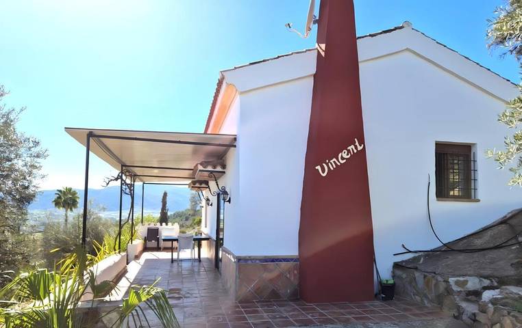 Casa de vacaciones para 6 personas, con piscina además de jacuzzi y jardín en Sierra de las Nieves - 2