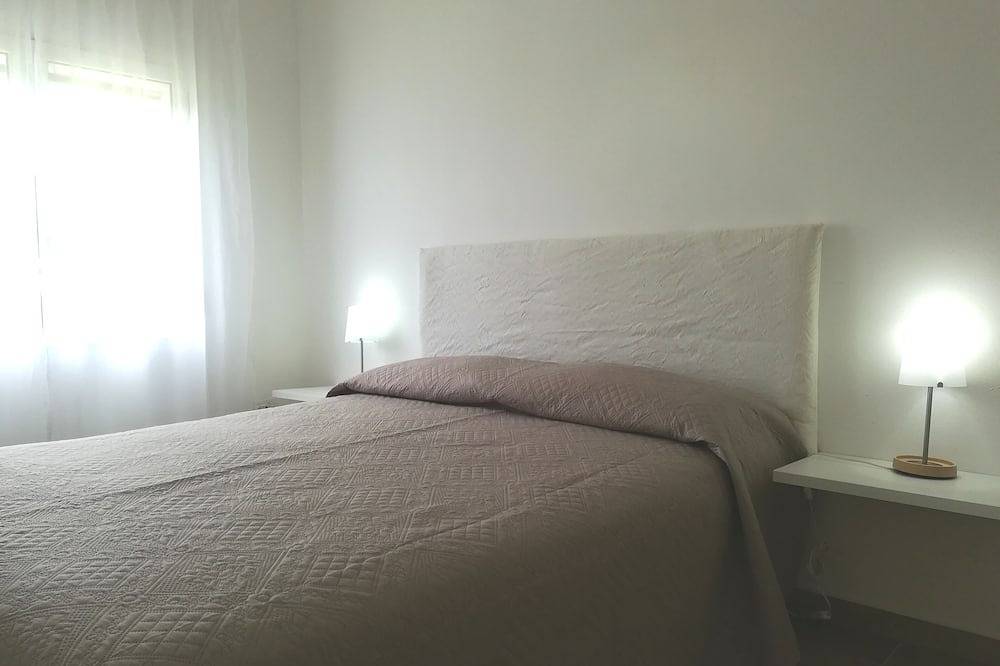 Ganze Wohnung, Pisticci: Ferienhaus - 4   Räume - 6   Personen in Pisticci, Golf von Tarent