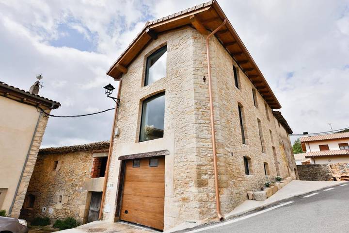 Casa de vacaciones para 8 personas, con jacuzzi en Tierra Estella