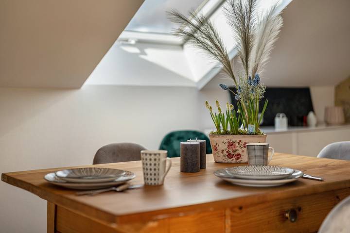 Hel lejlighed, The Elegant 'Romanu' Address with Private Balcony and Wi-Fi, Up to 4 Guests in Fluorn-Winzeln, Central Black Forest
