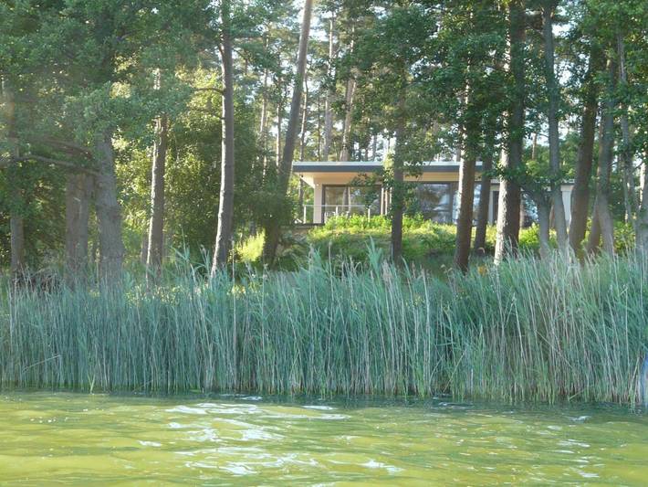 Ferienhaus für 4 Personen, mit Whirlpool und Terrasse sowie Garten und Sauna in Lychen