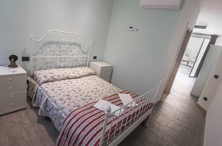 Gîte pour 4 personnes, avec jardin ainsi que vue et terrasse, animaux acceptés à Deiva Marina - 3