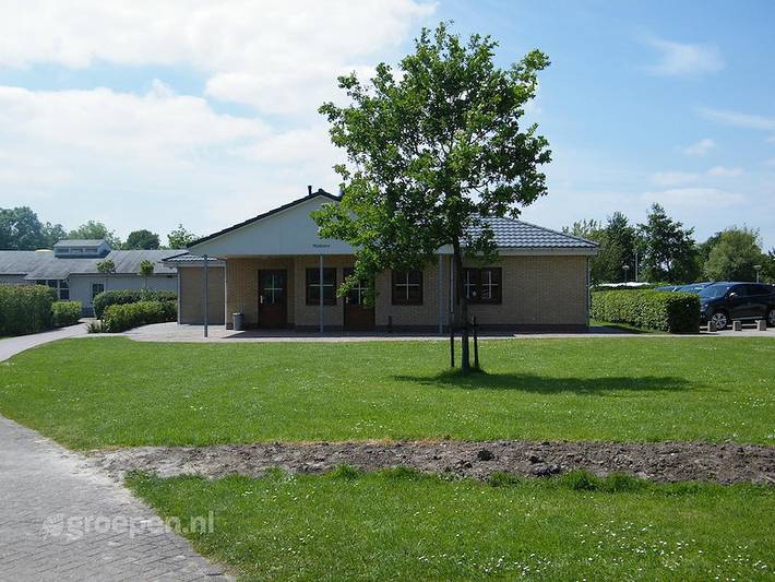 Ferienhaus für 32 Personen, mit Balkon/Terrasse und Terrasse in Ellemeet