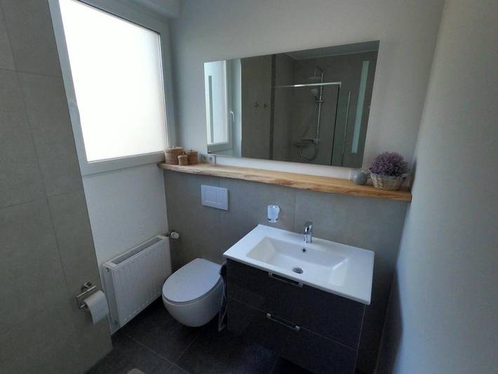 Ferienwohnung für 4 Personen, mit Balkon und Terrasse sowie Garten und Ausblick in Briedel - 4