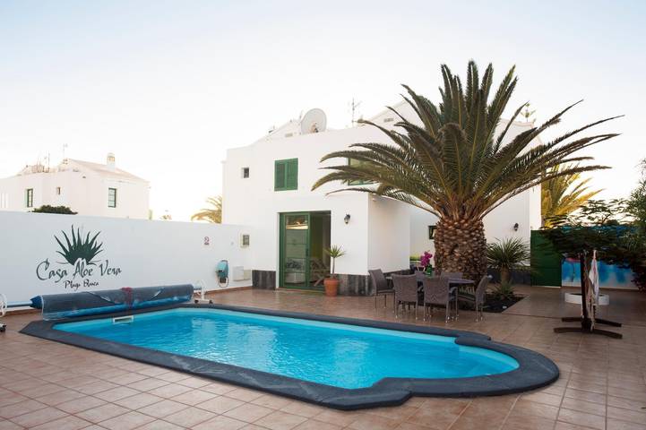 Chalet para 6 personas, con piscina y terraza además de jacuzzi y jardín en Lanzarote - 4