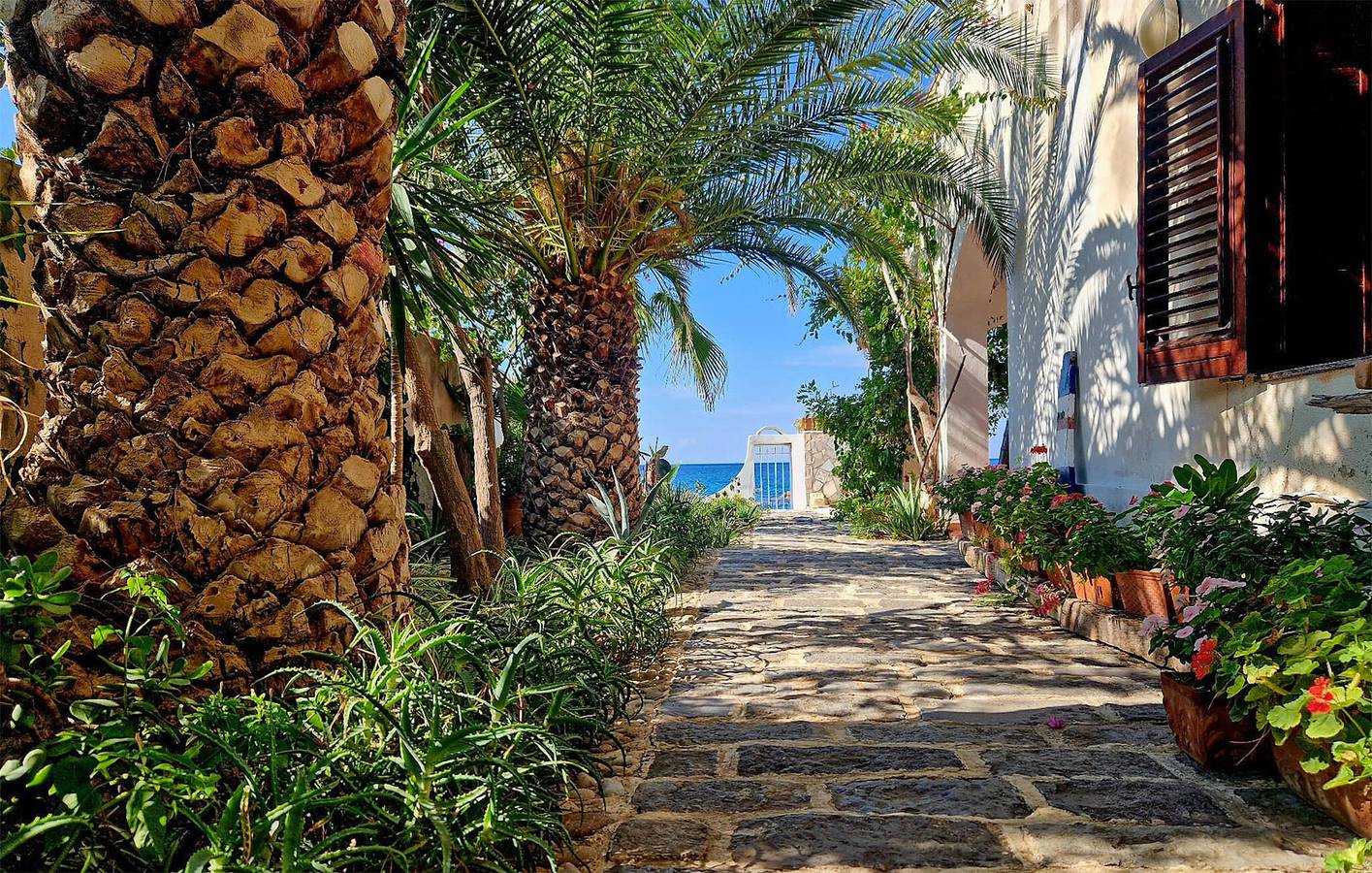 Terrazza sulla spiaggia: appartamento di 120mq con parcheggio e internet in Scilla, Costa Tirrenica Calabria