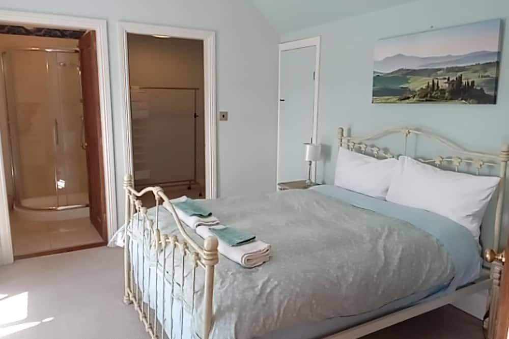Gezinsvriendelijk ruime woning op een groot terrein met een panoramisch uitzicht in County Wicklow