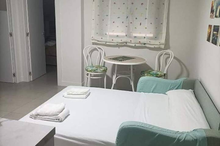 Entire apartment, Marea Apartamento Bien Ubicado y Equipado in Adra, Costa de Almería