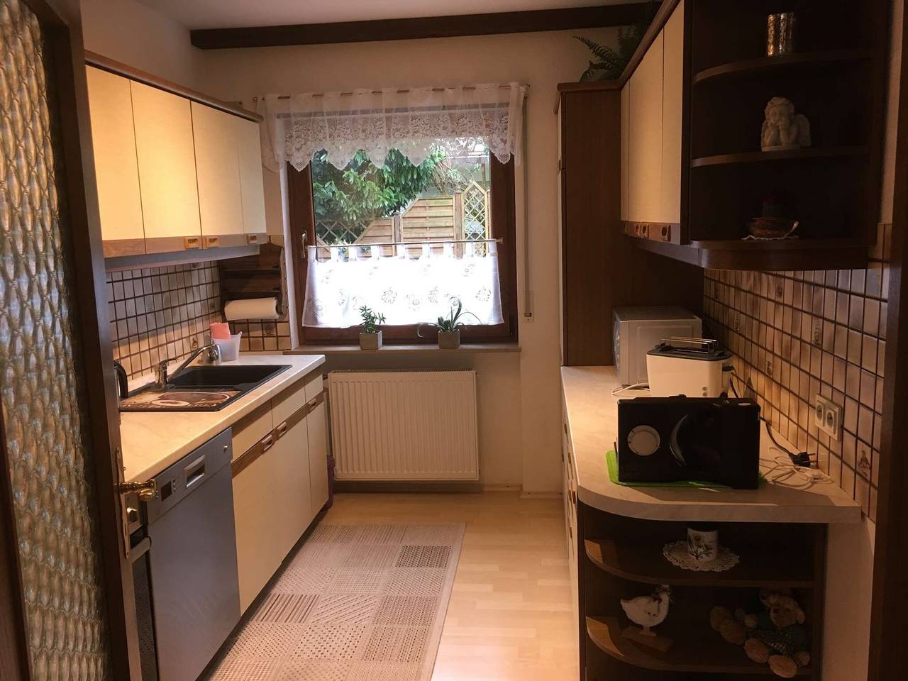 Appartement entier, Appartement 'Ferienwohnung Petryk' avec terrasse privée, jardin privé et Wi-Fi in Weinheim, Kurpfalz