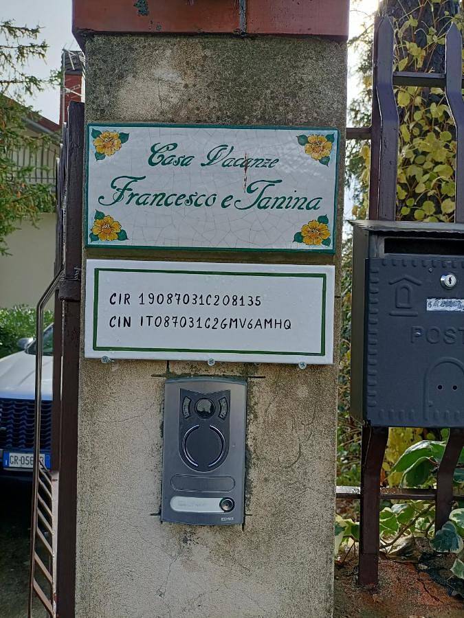 Location de vacances pour 10 personnes, avec vue et jardin, adapté aux familles à Nicolosi - 2