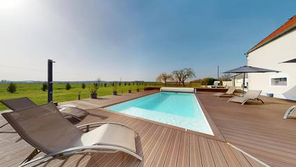 Location De Vacances pour 15 Personnes dans Dammartin-Marpain, Jura, Photo 1