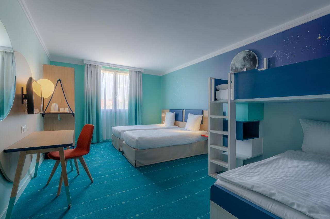Grand Magic Hotel Marne La Vallée in Magny-le-Hongre, Seine-et-Marne